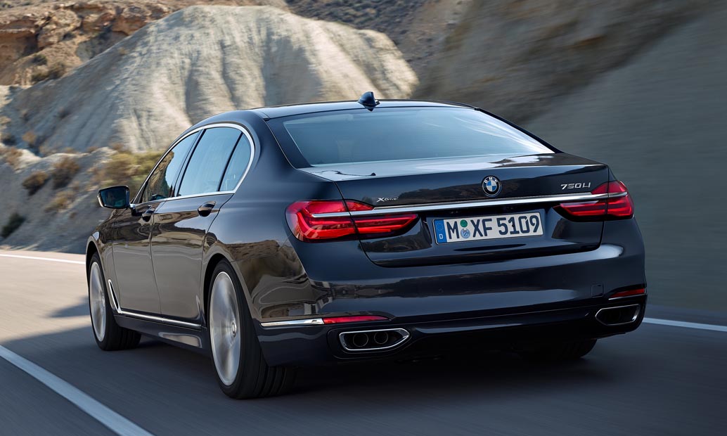 بي إم دبليو BMW 320 I 2017 مواصفات و مميزات و عيوب و أسعار