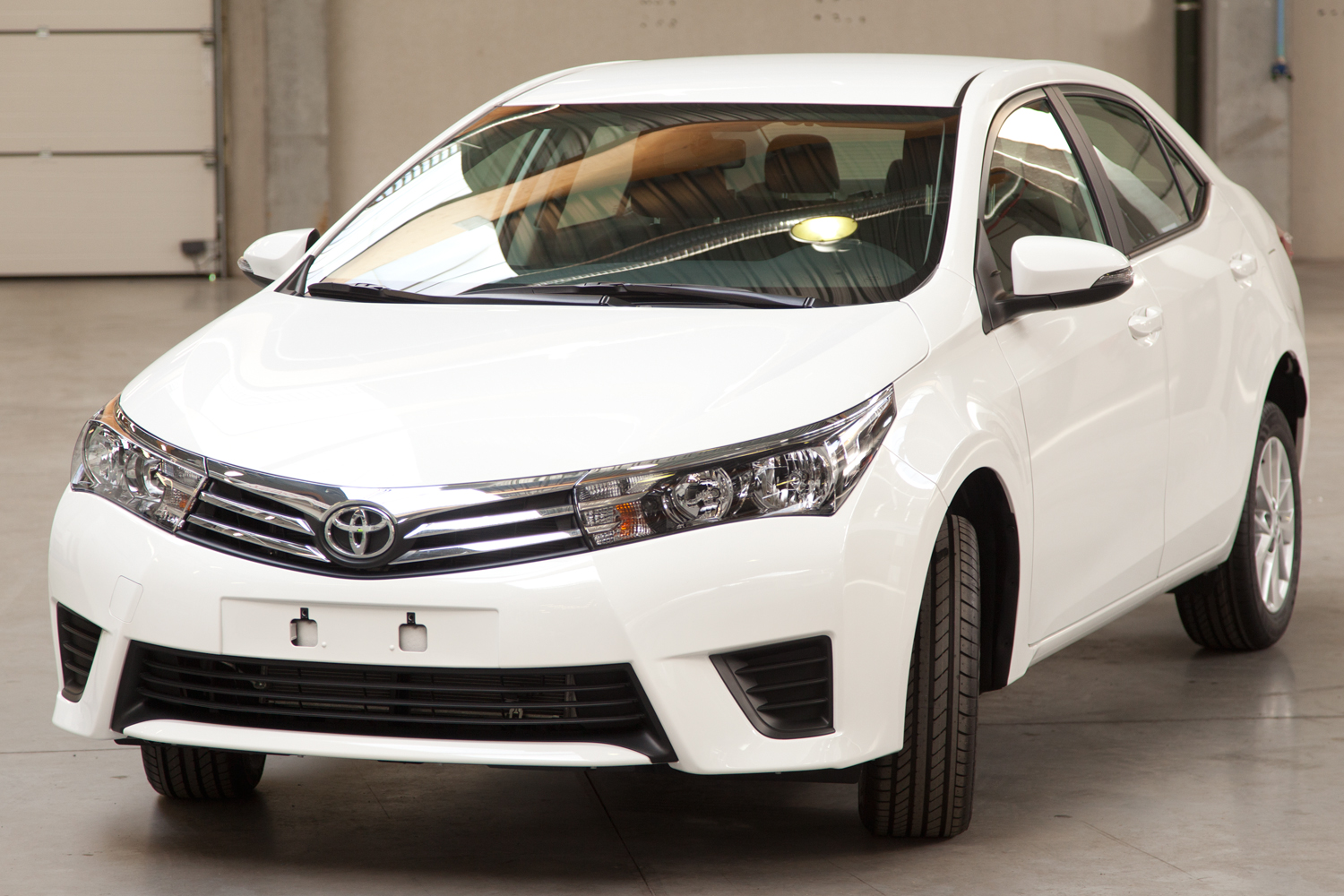 تويوتا كورولا toyota corolla 2017 مواصفات و مميزات و عيوب و أسعار