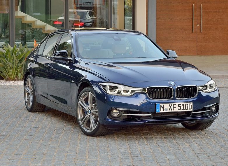 بي ام دبليو BMW 318 I مواصفات و مميزات و عيوب و أسعار