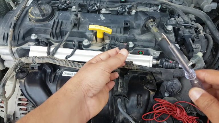 طريقة وسعر تنظيف بخاخات السياراه