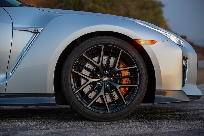 نيسان GT-R